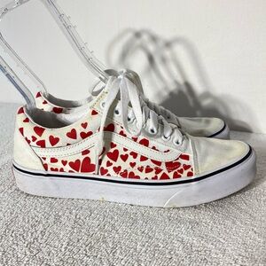 Vans Old Skool Valentine Hearts White Red Heart Print Low Profile Sneakers 8.5